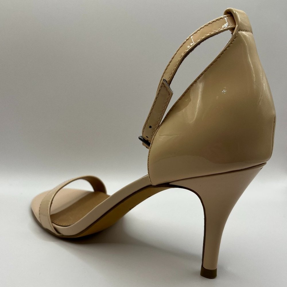 NWT Halogen | Strappy Heels | Size 8.5 - Picture 4 of 6